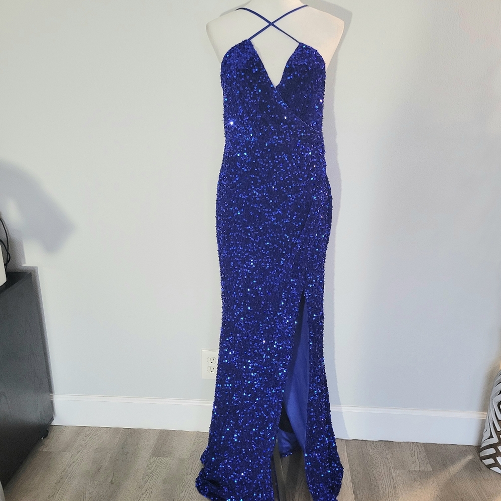 NWT FASHION NOVA Blue Velvet Sleeveless Sequin Slit Stretch Prom Gown Sz Large